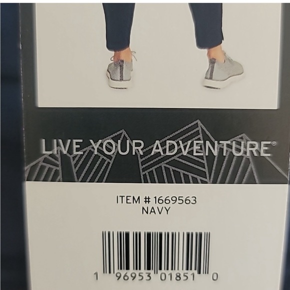 NWOT Eddie Bauer ladies traveler pant - Picture 2 of 3